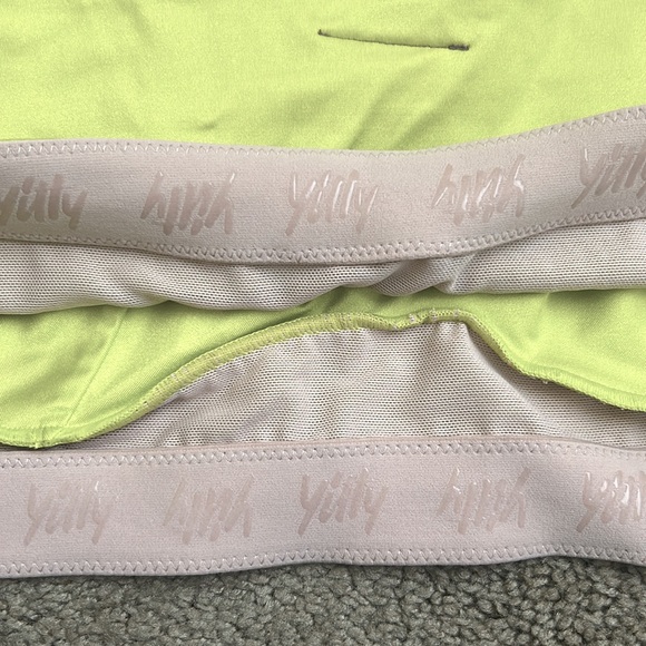 NWT Lot of 2 Yitty Headliner Shaping Midi Bralettes - Picture 3 of 6